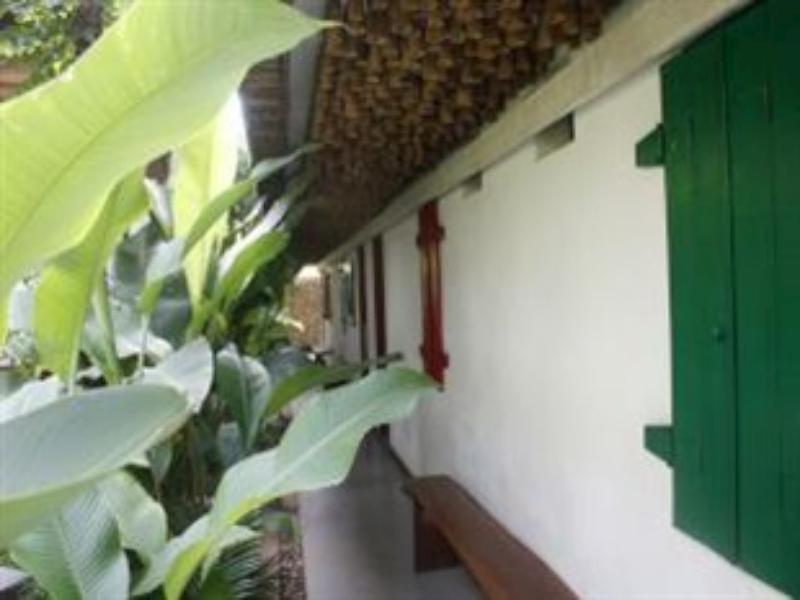 Flores Gallery Hotel Bandung Exterior photo